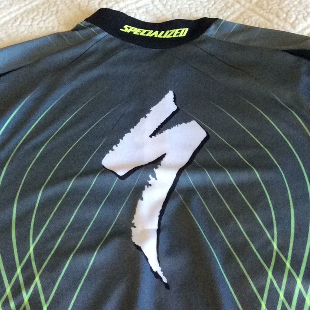 Sport shirt